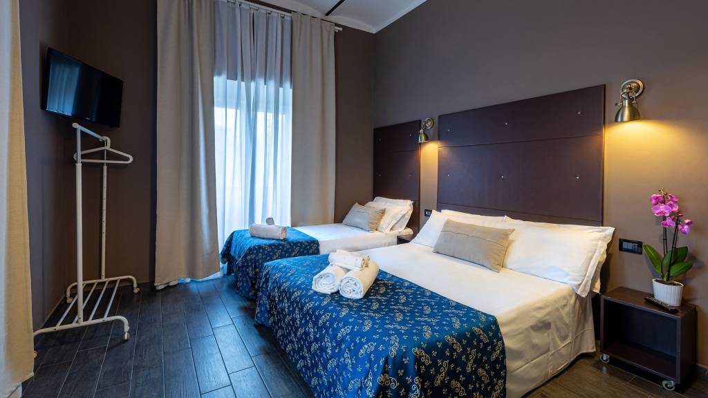 hotel-felice-rome-termini-chambre-triple-14-002
