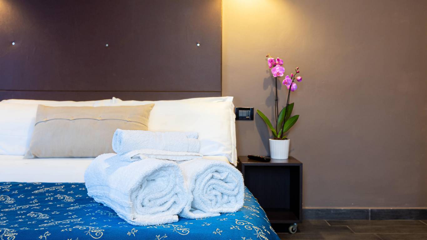 hotel-felice-rome-termini-chambre-triple-14-004