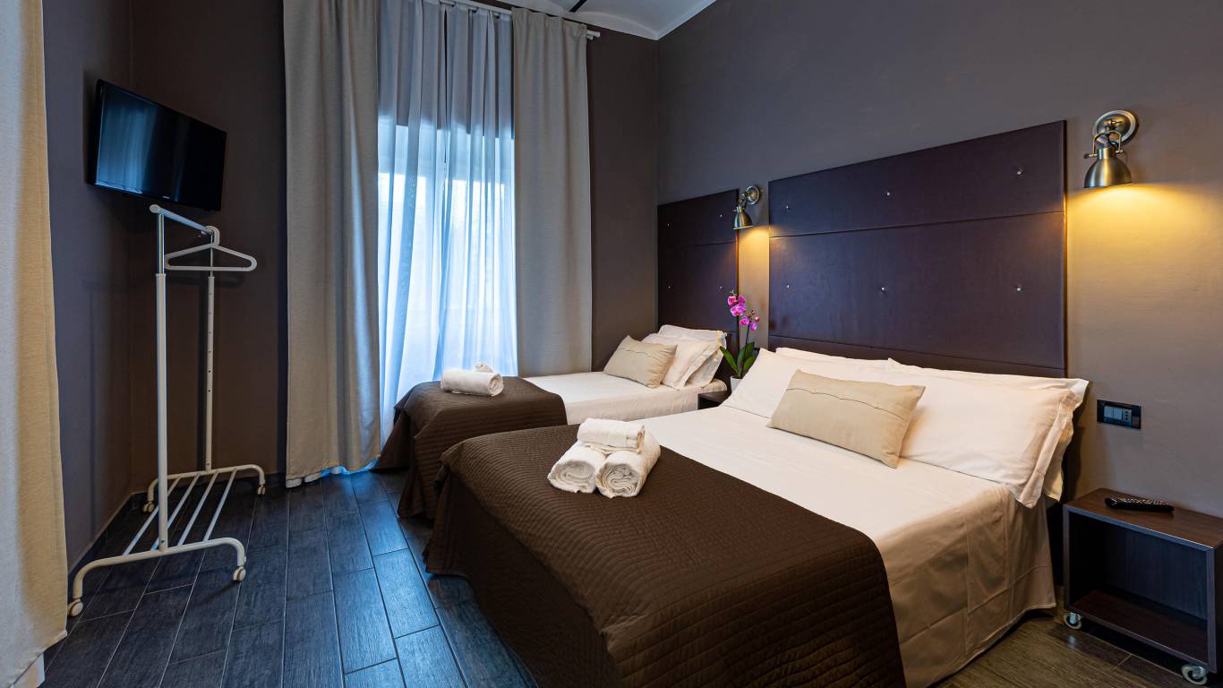 hotel-felice-rome-termini-chambre-triple-14-010