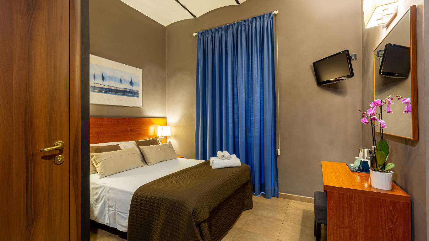 hotel-felice-rom-termini-Doppelzimmer-2-002